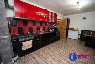 Apartament cu 4 camere decomandat în Babadag - 9