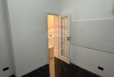 Apartament cu 3 camere semidecomandat în Dacia - 12