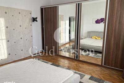 Casă cu 4 camere în Central - 9