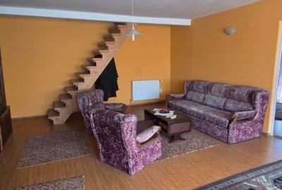 Casă individuală cu 5 camere cu Canalizare în Titulescu - 12