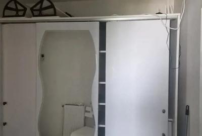 Inchiriez apartament 2 camere - 2