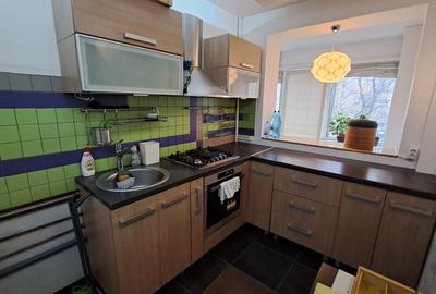 Apartament 3 camere, renovat, poziție retrasă (nu la bulevard) – Metrou 500 m - 34