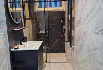 Apartament cu 3 camere în Baba Novac