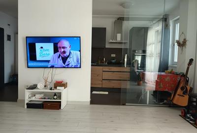 Ofer spre vanzare apartament cu doua camere - 4