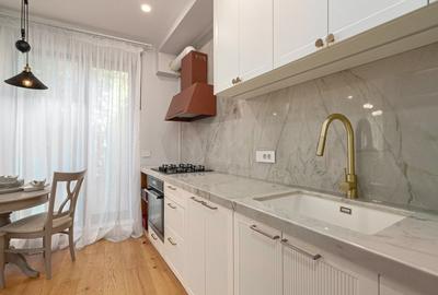Elegant 2-Bedrooms Apartment  for rent with Private Garden near Polona Area - 8
