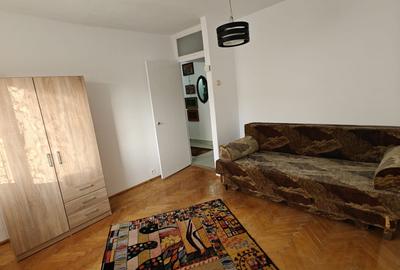 Apartament cu 2 camere decomandat, mobilat în Arcu - 6