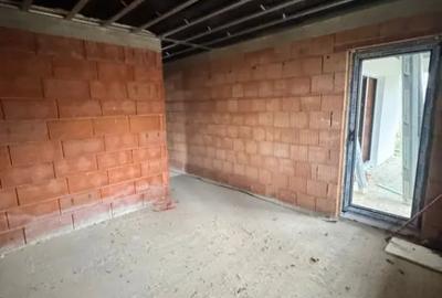 Casă cu 3 camere cu Teren 450 Mp în Satu Nou de Jos - 3