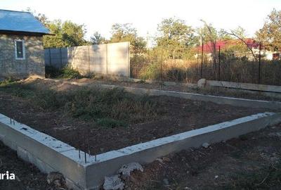 Casă cu 4 camere cu Teren 2008 Mp în Bordei Verde - 6