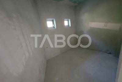 Casă individuală cu 8 camere cu Canalizare în Cisnădioara - 13
