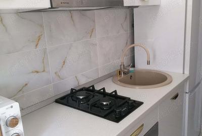 Inchiriez apartament 2 camere semidecomandat zona Tomis Nord - 4