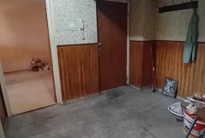 Ap 3 camere 70mp Bucla stradal  , etaj 6 / 10 , anvelopat - 1