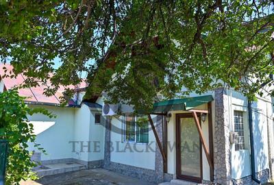 Casă cu 7 camere cu Teren 432 Mp în Central - 10