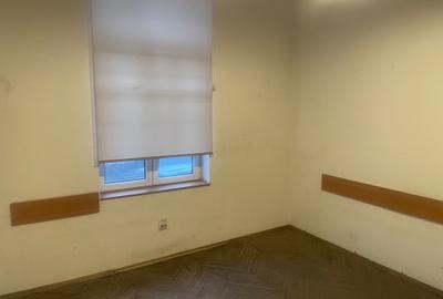 Apartament cu 2 camere semidecomandat în Mitropolie - 3