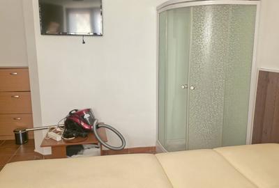 Apartament cu 4 camere decomandat în Universitate - 23