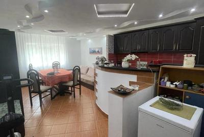 De vanzare apartament cu 2 camere renovat, utilat ?i mobilat 59.000e - 4