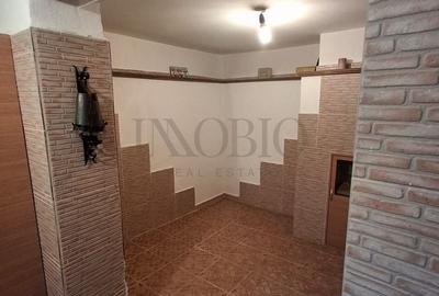 Casă individuală cu 5 camere cu Canalizare în Moșilor - 23