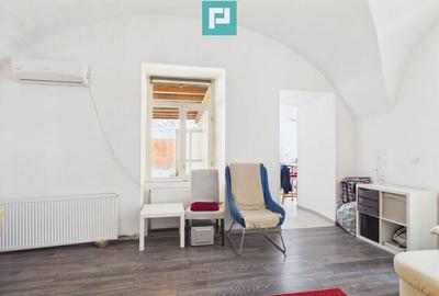 Casa cu 6 camere in zona Central - 17