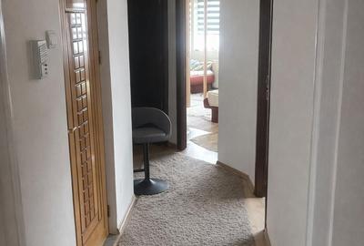 Apartament cu 4 camere semidecomandat în Central - 8