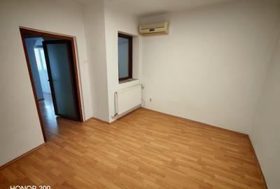 Inchiriere casa trei camere, zona Mosilor Armeneasca - 8