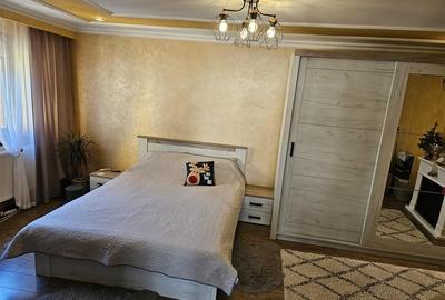 Casa recenta  mobilata si utilata  in zona semicentrala Fagaras - 12