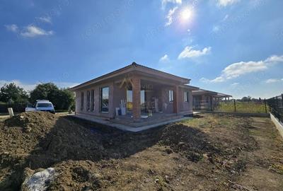 Casă cu 4 camere cu Teren 420 Mp în Central - 4