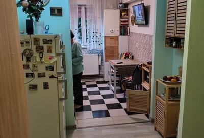 Apartament cu 2 camere decomandat în Moara - 3