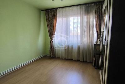 Apartament cu 2 camere semidecomandat în Tătărași
