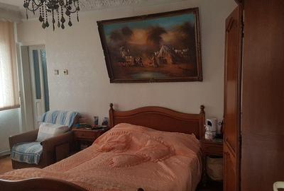 Casă cu 5 camere cu Teren 250 Mp în Chercea - 4