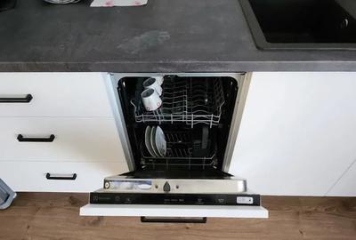 Ghiroda, inchiriez ap cu 2 camere etaj 1, nou. - 5