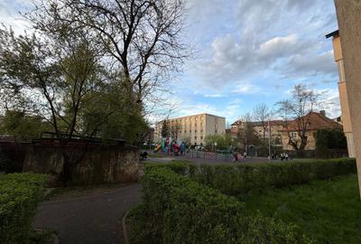 Apartament cu 2 camere decomandat, mobilat în Noua - 12