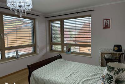 Casă cu 5 camere cu Teren 800 Mp în Făget - 2