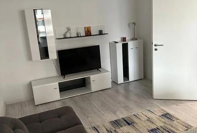 Inchiriez apartament - 2