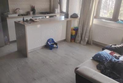 Apartament cu 4 camere semidecomandat în Exterior Vest - 1