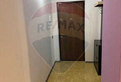Apartament cu 2 camere semidecomandat în Nord
