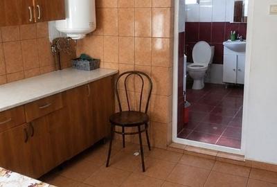 Casă cu 4 camere în Central - 2