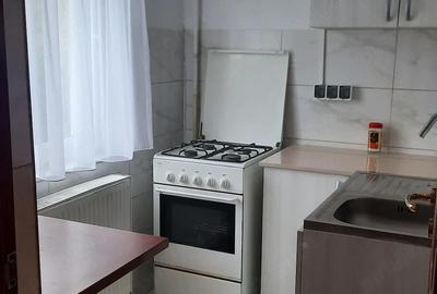 Garsonieră decomandată în Central - 1