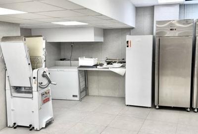 De Vanzare Spatiu Comercial - Piata Victoriei - 1