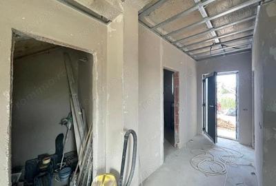 Casă cu 3 camere cu Teren 340 Mp în Urseni - 12