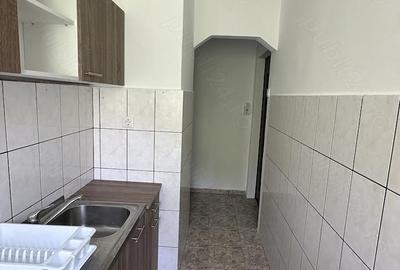Apartament cu 2 camere nedecomandat în Central
