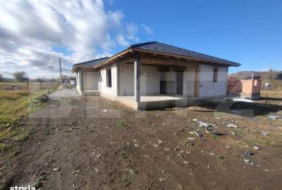 Casă cu 4 camere cu Teren 1000 Mp în Budacu de Jos - 11