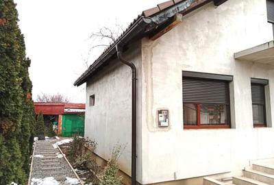 Casă cu 5 camere cu Teren 700 Mp în Central - 10