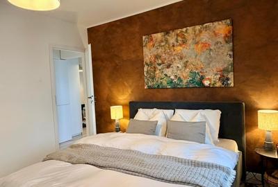 Apartament cu 3 camere decomandat, mobilat în 13 Septembrie - 7