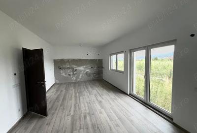 Casa tip duplex de vanzare 2 apartamente moderne, 70 mp utili fiecare - 125.000 apartament - 8