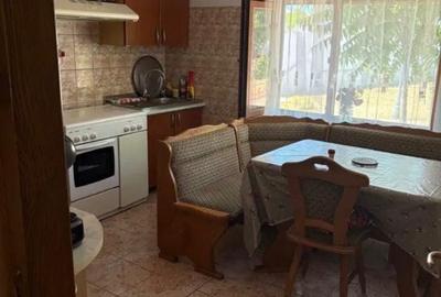 Casă cu 4 camere în Mândrești-Munteni