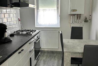 Apartament cu 3 camere nedecomandat în Central - 3