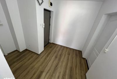 Apartament cu 2 camere decomandat în Petros