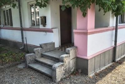 Casă cu 3 camere în 1 Mai - 3