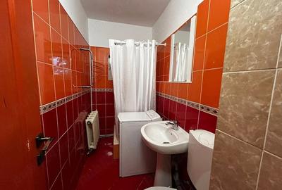 Apartament cu 2 camere semidecomandat în Piața Unirii