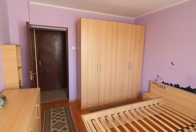 Apartament cu 4 camere decomandat în Hotvon - 5