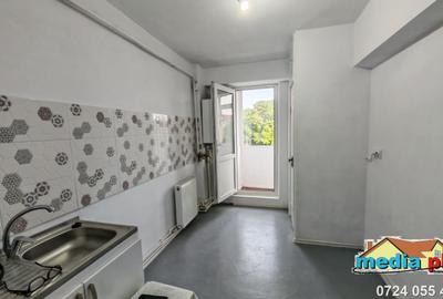 Apartament cu 3 camere decomandat în Țiglina 1 - 5